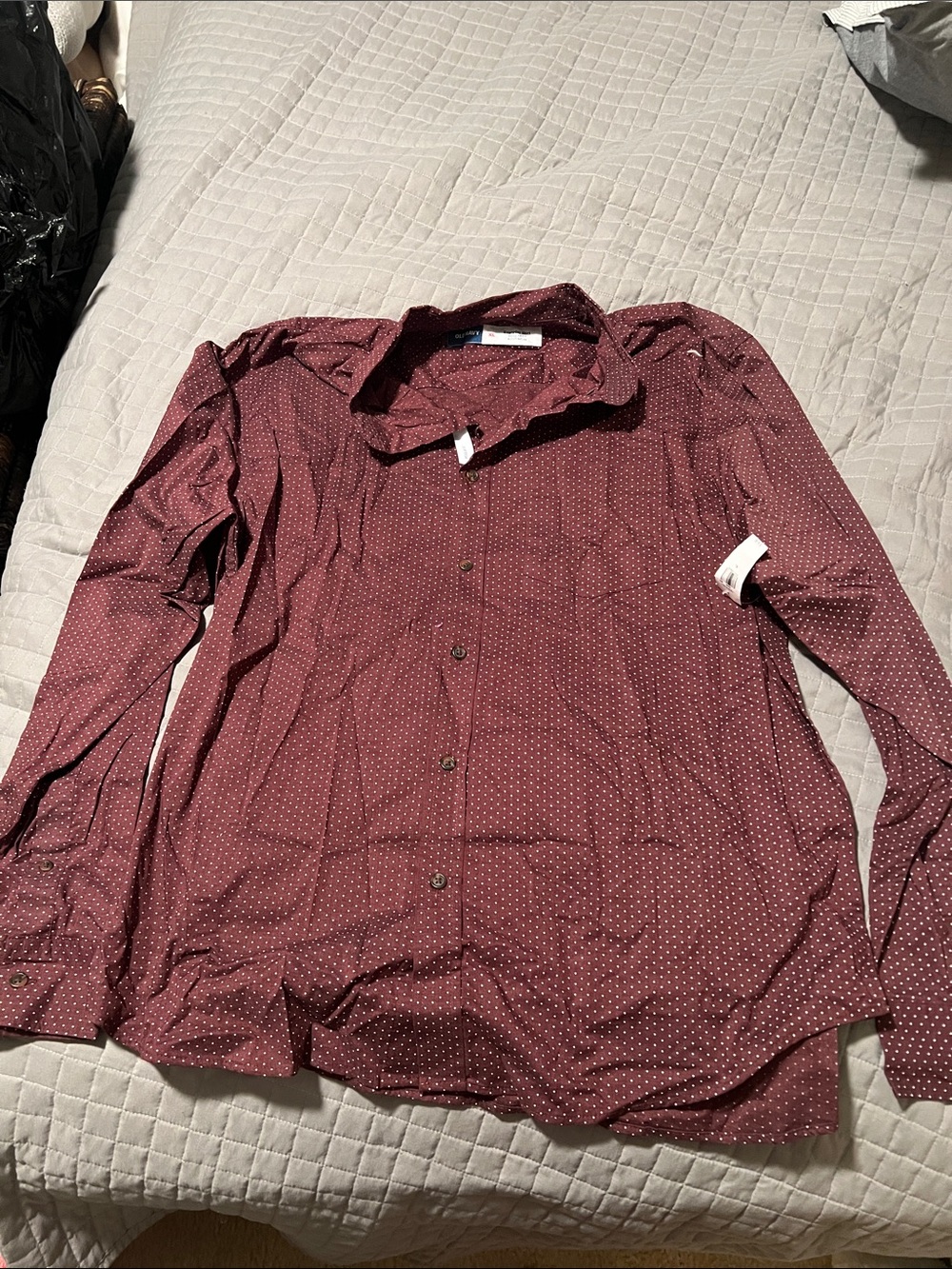 Old navy Men's Maroon Dot-Print Button-Up Shirt